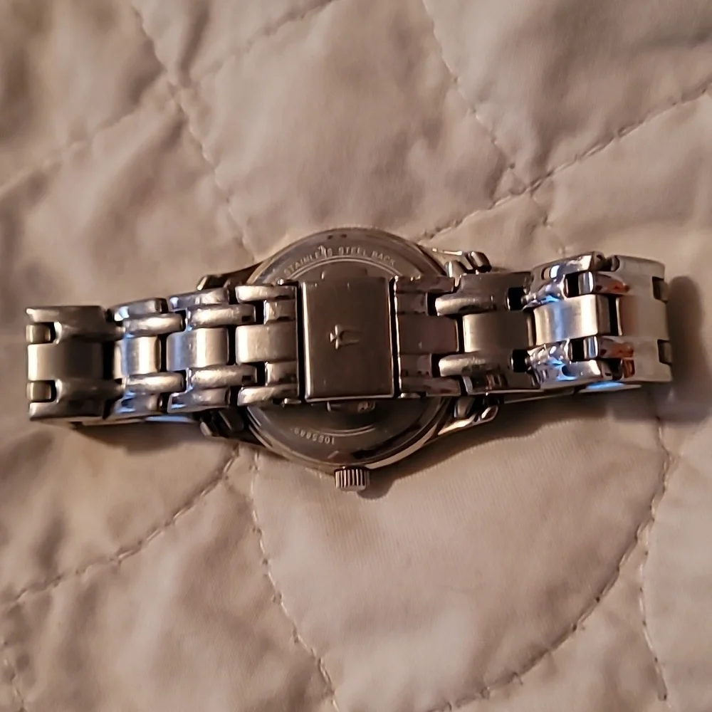 Bulova Ladies Watch 30mm Quartz Silver Dial Stainless Steel Band 96L005‎